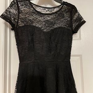 Women’s lace top